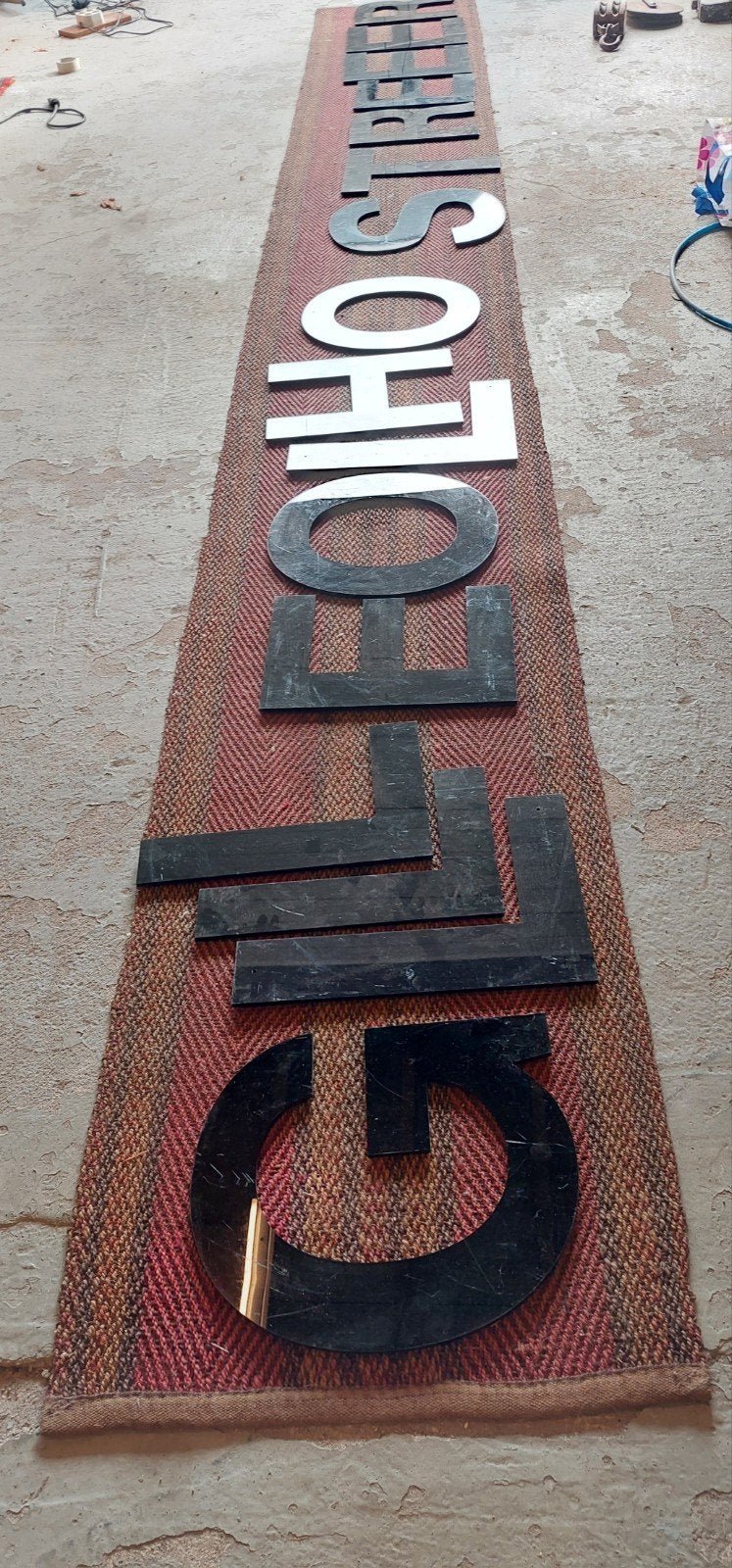Grote kunststof letters, 42-48 cm hoog, 8 mm dik, Ophalen