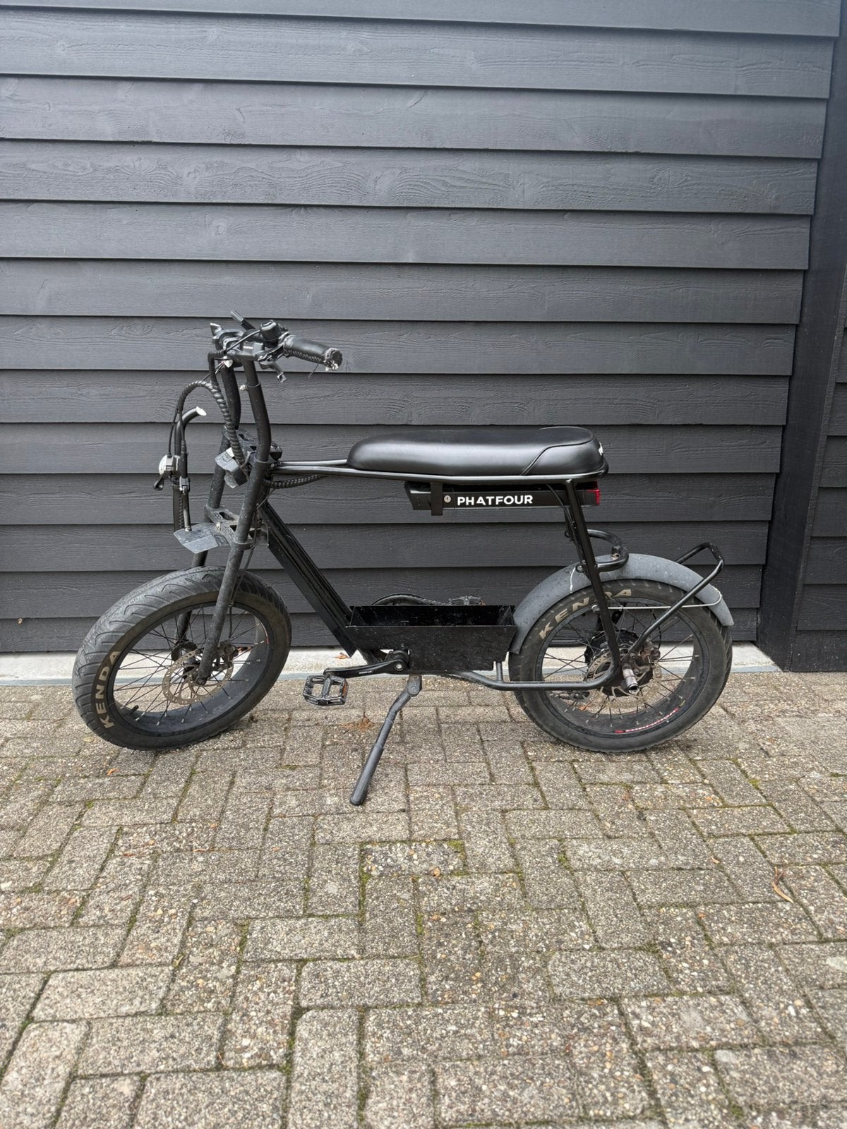 phatfour oud model – werkt, stuur afgebroken, Gebruikt, 59 cm of meer, 30 tot 50 km per accu, Ophalen