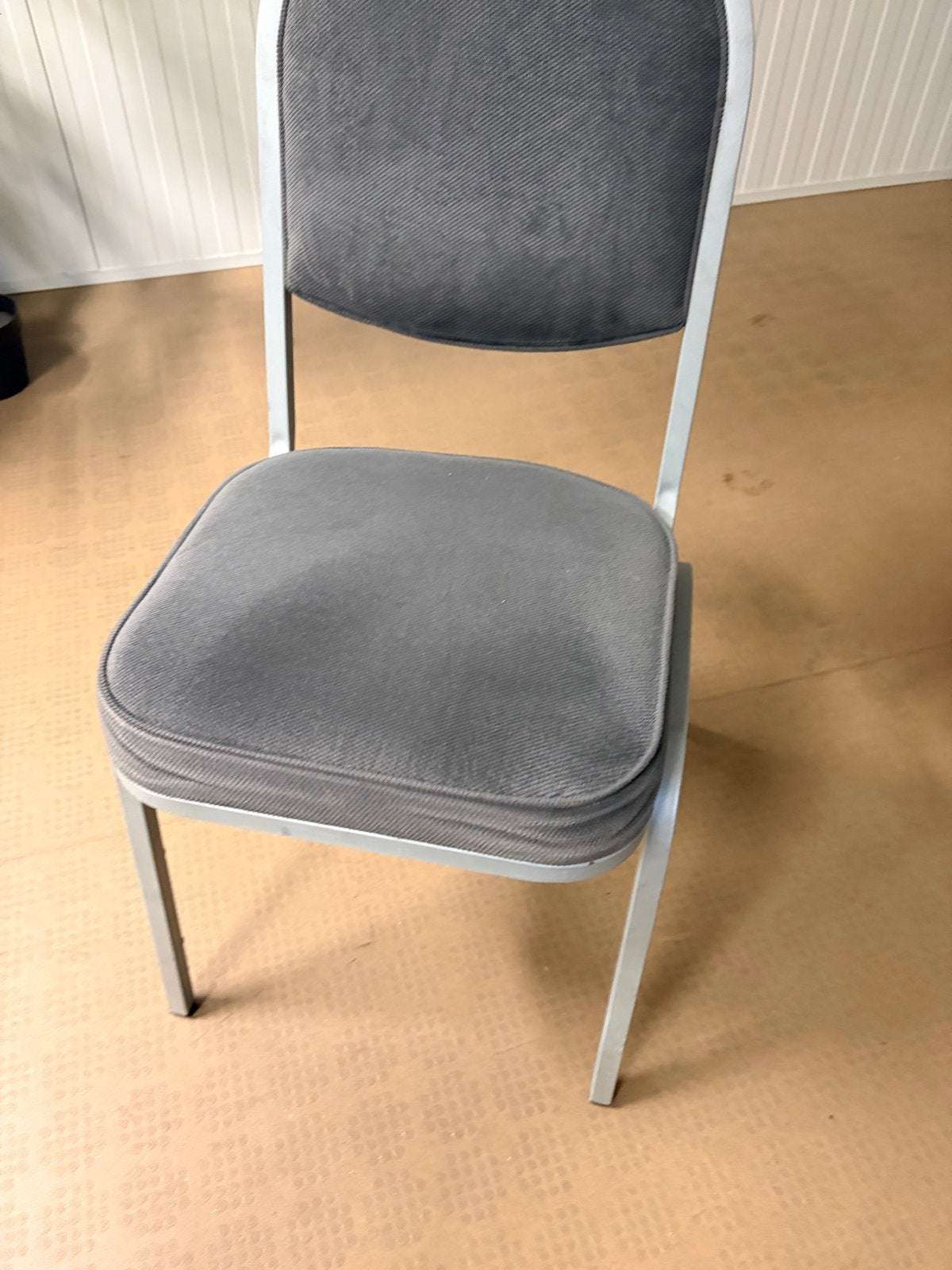 Stackchairs 14x, Ophalen, Gebruikt, Metaal, Eén