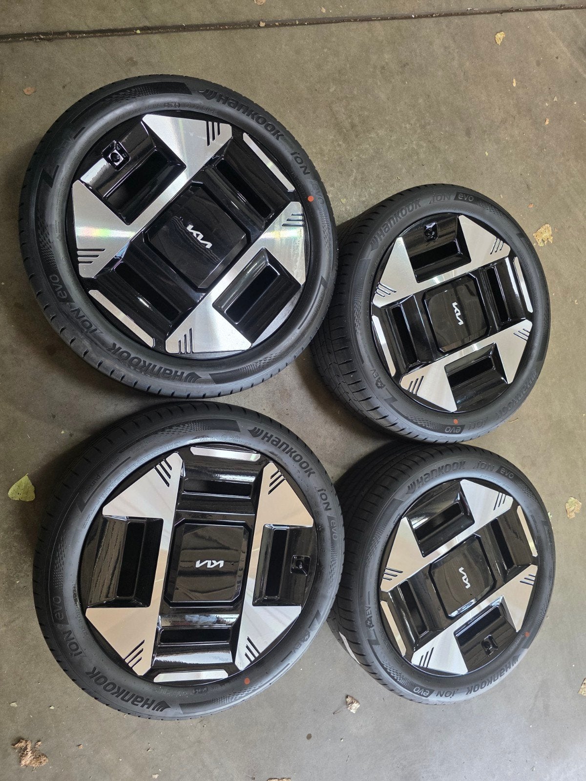 Kia EV3 19 inch velgenset - Nieuw, slechts 19km! INCL TPMS!, 215 mm, Banden en Velgen, Nieuw, Personenwagen