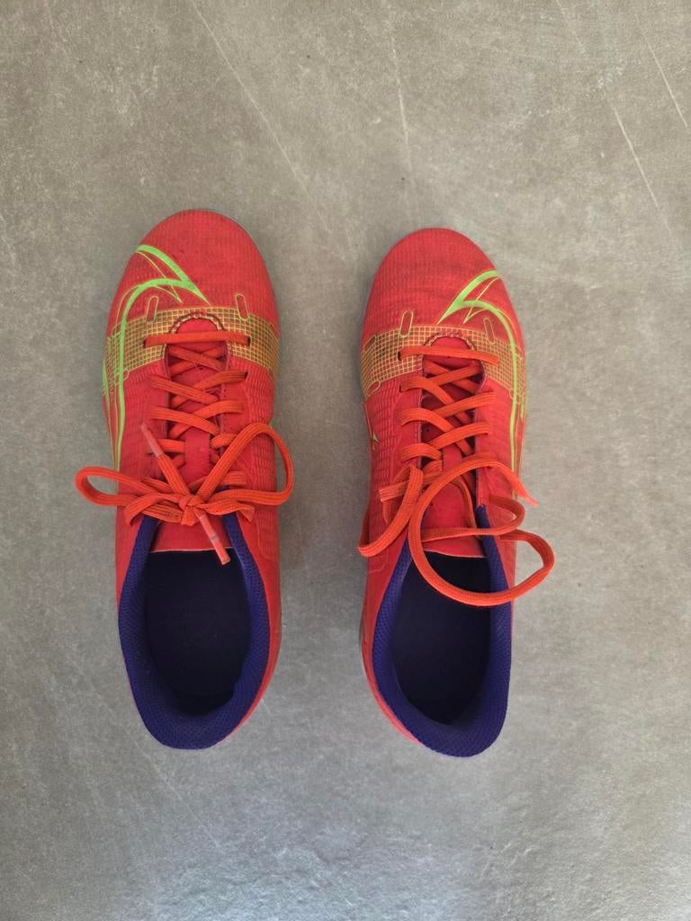 Nike Mercurial Voetbalschoenen MT 37 - Oranje/Groen, Maat XS of kleiner, Ophalen of Verzenden, Zo goed als nieuw, Schoenen