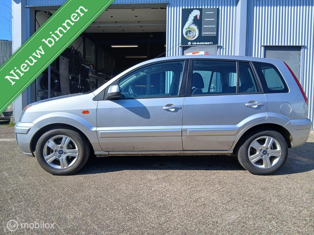 Ford Fusion 1.4-16V-NIEUWE APK, Auto's, Voorwielaandrijving, 15 km/l, 1057 kg, 49 €/maand