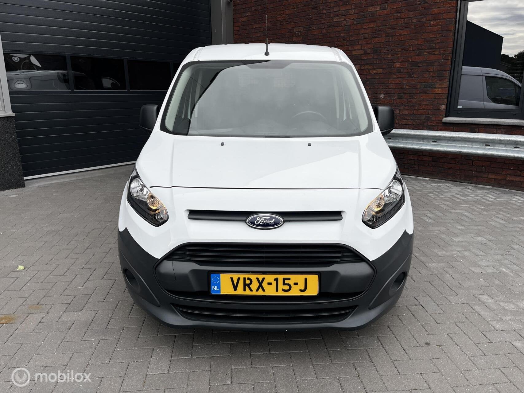Ford Transit Connect 1.0 Ecoboost L1 AIRCO/CAMERA/CRUISE, Auto's, Bestelauto's, Euro 5, Gebruikt, Zwart, Wit
