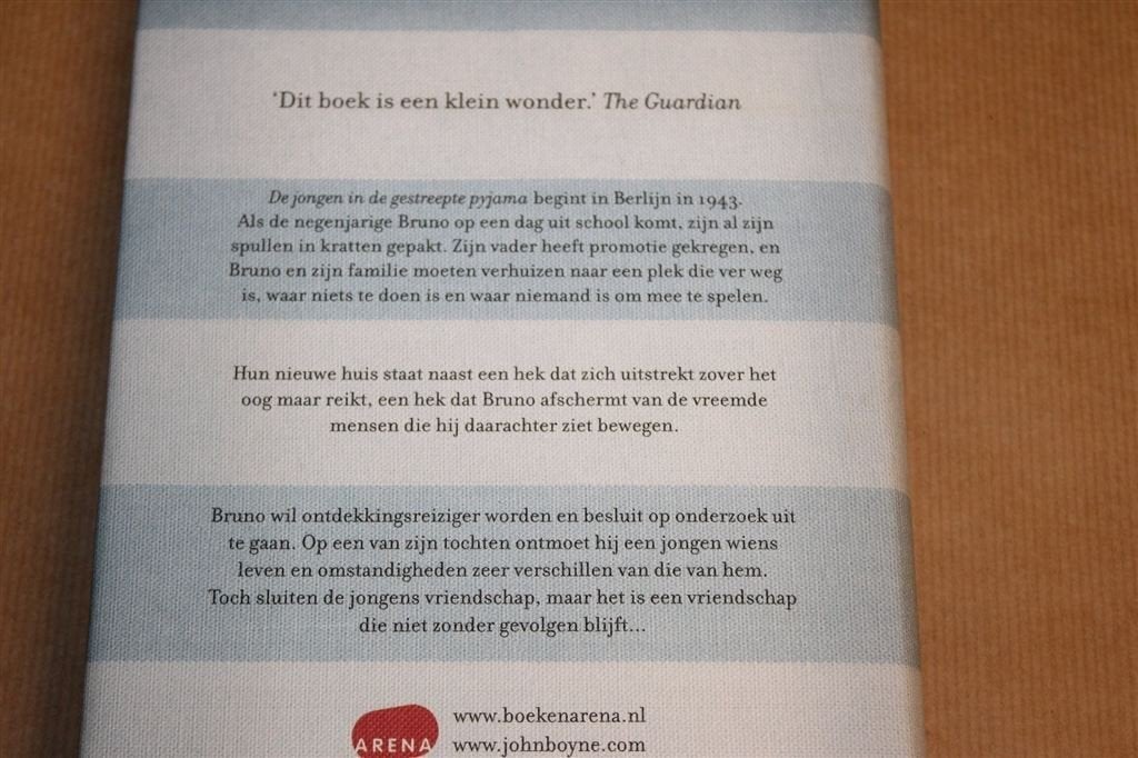 De Jongen in de Gestreepte Pyjama — John Boyne 2006, Boeken, Ophalen of Verzenden, Gelezen