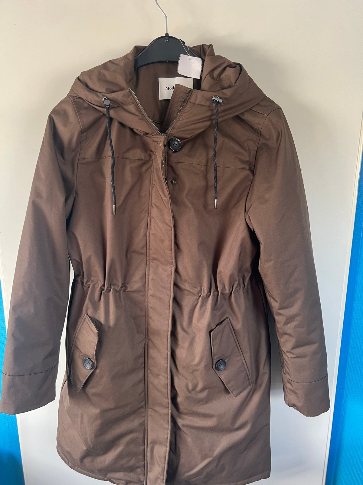 Modström winterjas, Kleding | Dames, Ophalen of Verzenden, Nieuw, Maat 42/44 (L), Bruin