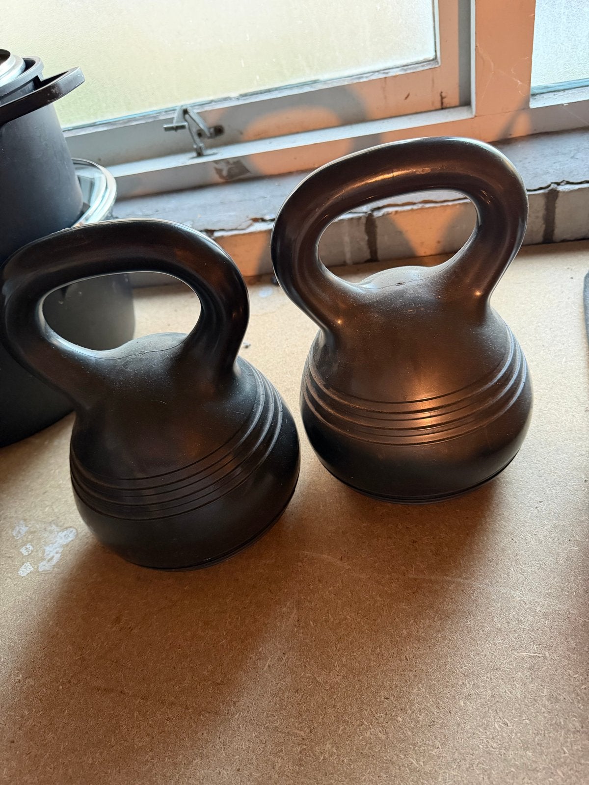 Set van 2 Kettlebells - 10 KG per stuk, Sport en Fitness, Fitnessmaterialen, Ophalen, Gebruikt, Armen, Kettlebell