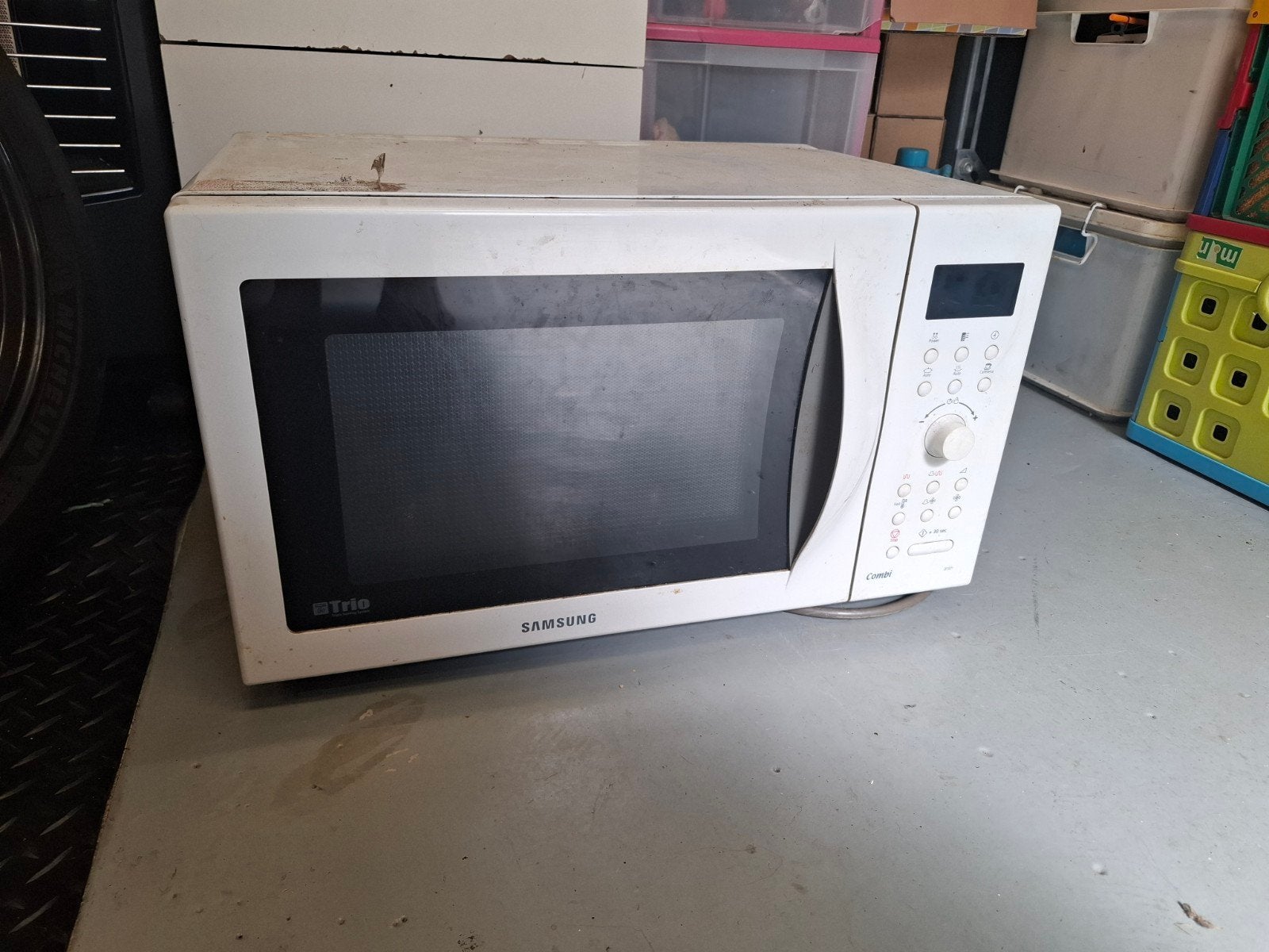Witte Samsung Trio Combi Magnetron CE1071 - Functioneel, Ophalen, Combimagnetron, Gebruikt, 45 tot 60 cm