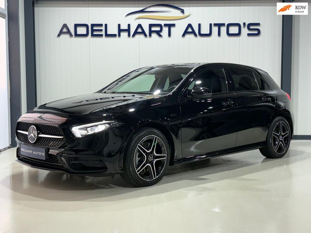 Mercedes-Benz A-klasse 250 e Business AMG Automaat / Navigat, Gebruikt, Zwart, 4 cilinders, Zwart
