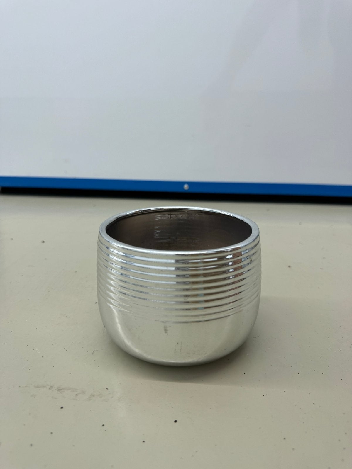 Zilverkleurige bloempot voor binnenshuis - Eye catcher, Ophalen, Gebruikt, Rond, Binnen