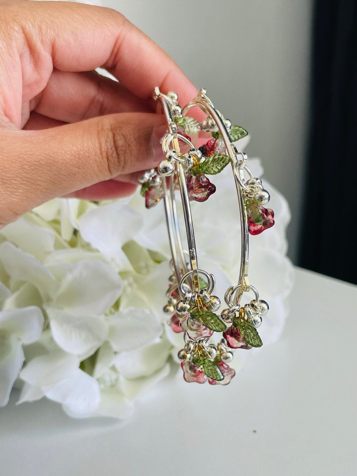 Kashmir Fairy Rode Groene Bloem Armbanden, Overige materialen, Verzenden, Nieuw, Met bedels of kralen