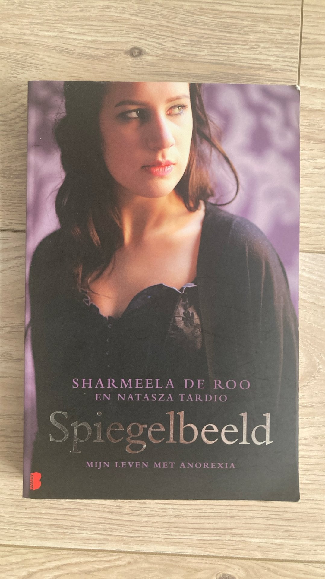 Natasza Tardio - Spiegelbeeld, Natasza Tardio; Sharmeela de Roo, Ophalen of Verzenden, Zo goed als nieuw, Nederland