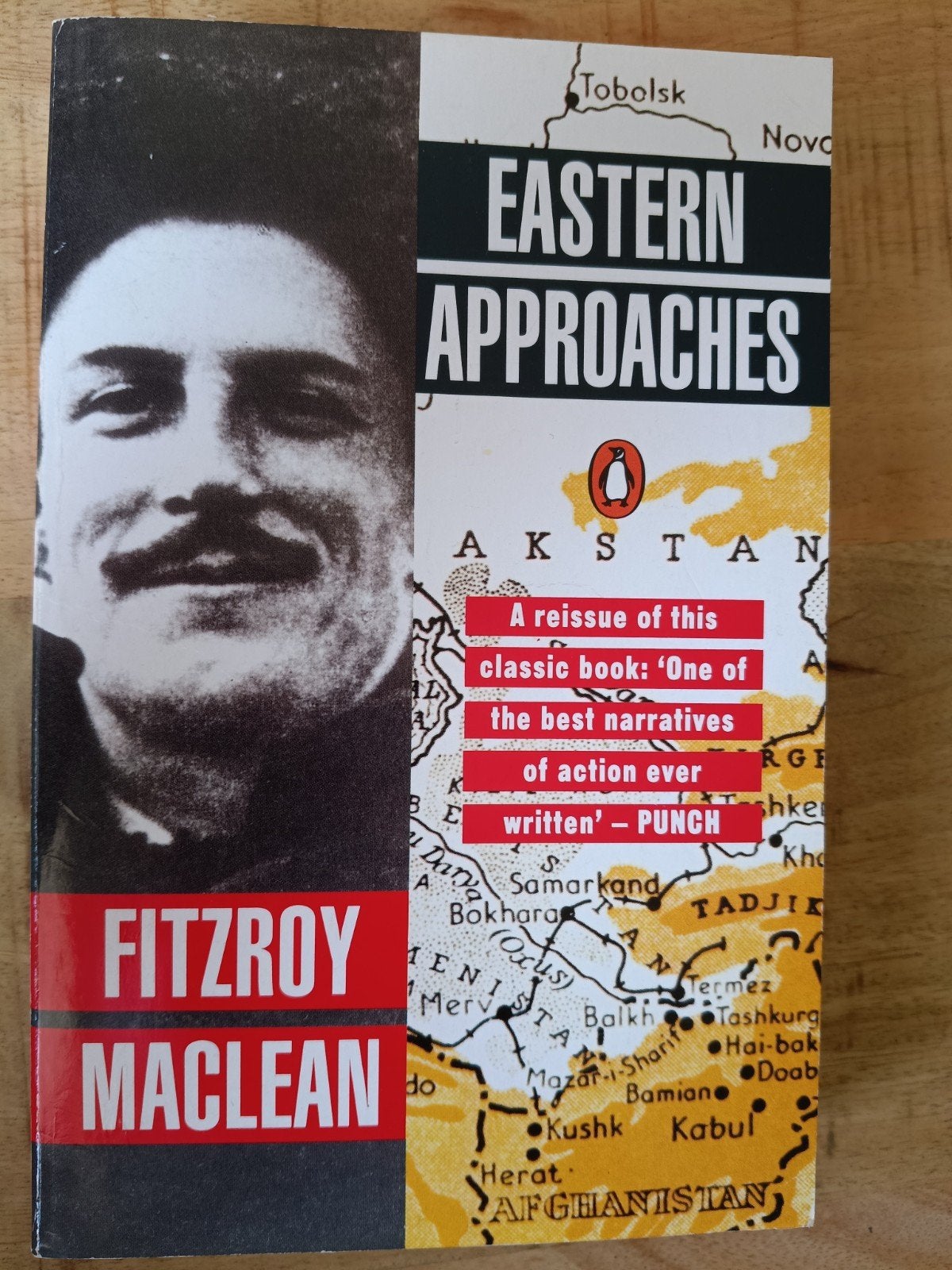 Eastern Approaches - Fitzroy Maclean (Penguin), Ophalen of Verzenden, Gelezen, Fitzroy Maclean, Politiek