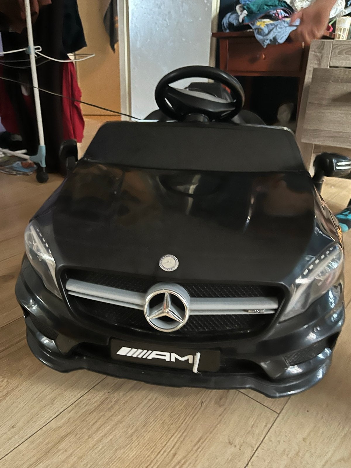 Mercedes-Benz AMG elektrische kinderauto, Ophalen, Gebruikt