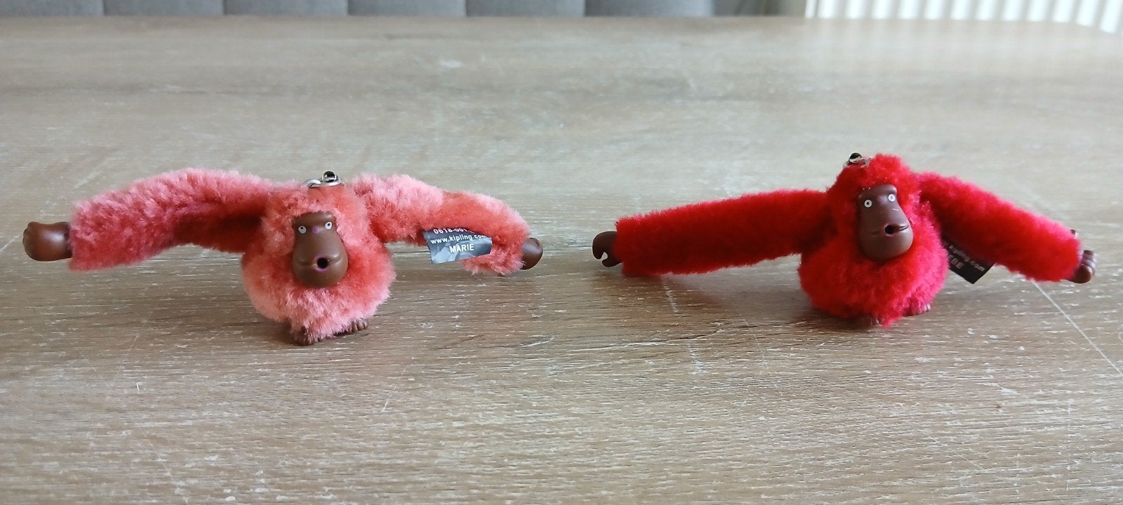 Kipling aapjes sleutelhanger aap Marie roze en Siebe rood, Ophalen of Verzenden, Zo goed als nieuw