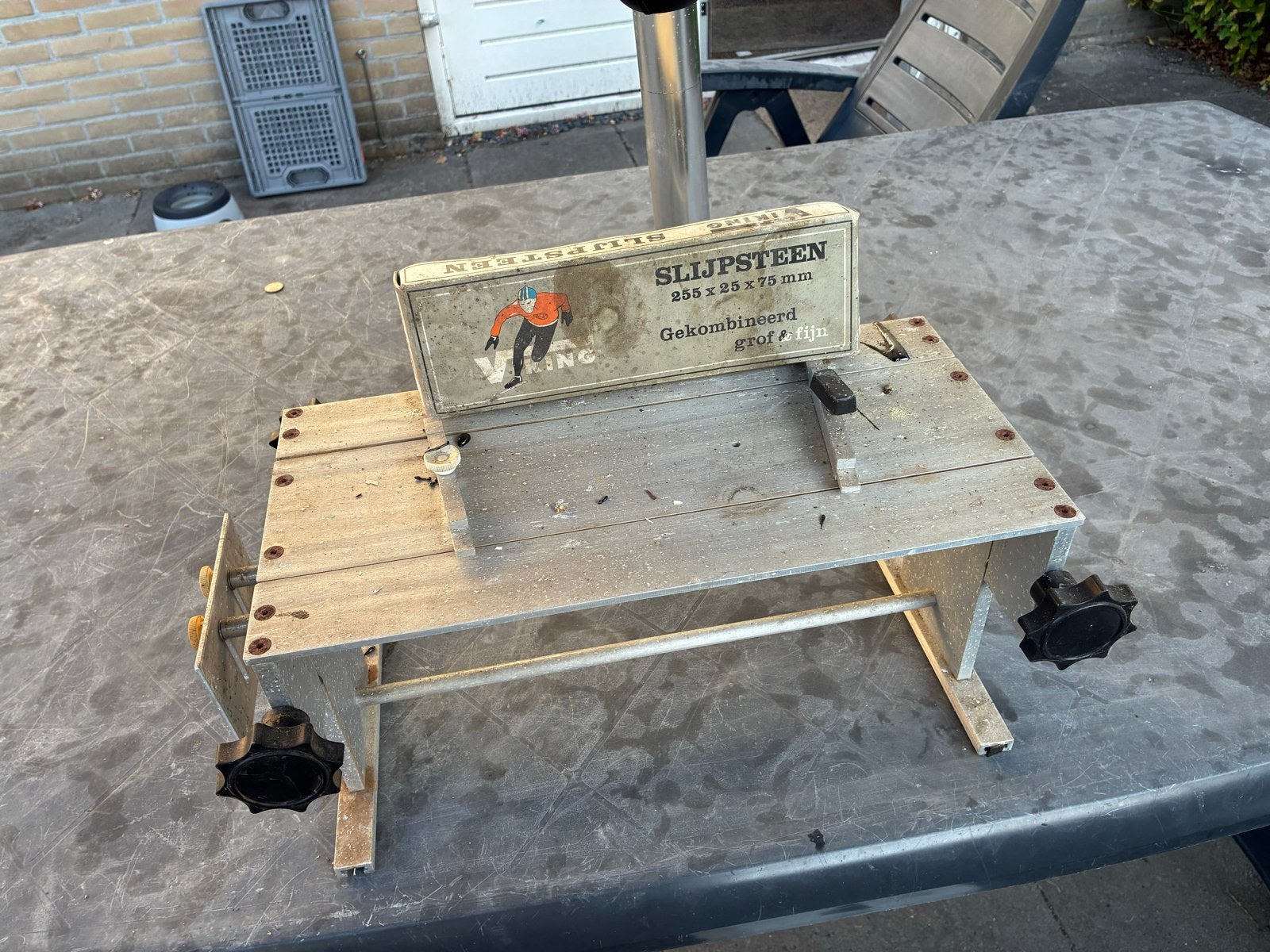 Vintage Slijpsteen met houder - Viking, Ophalen of Verzenden, Gebruikt, Overige typen, Overige merken