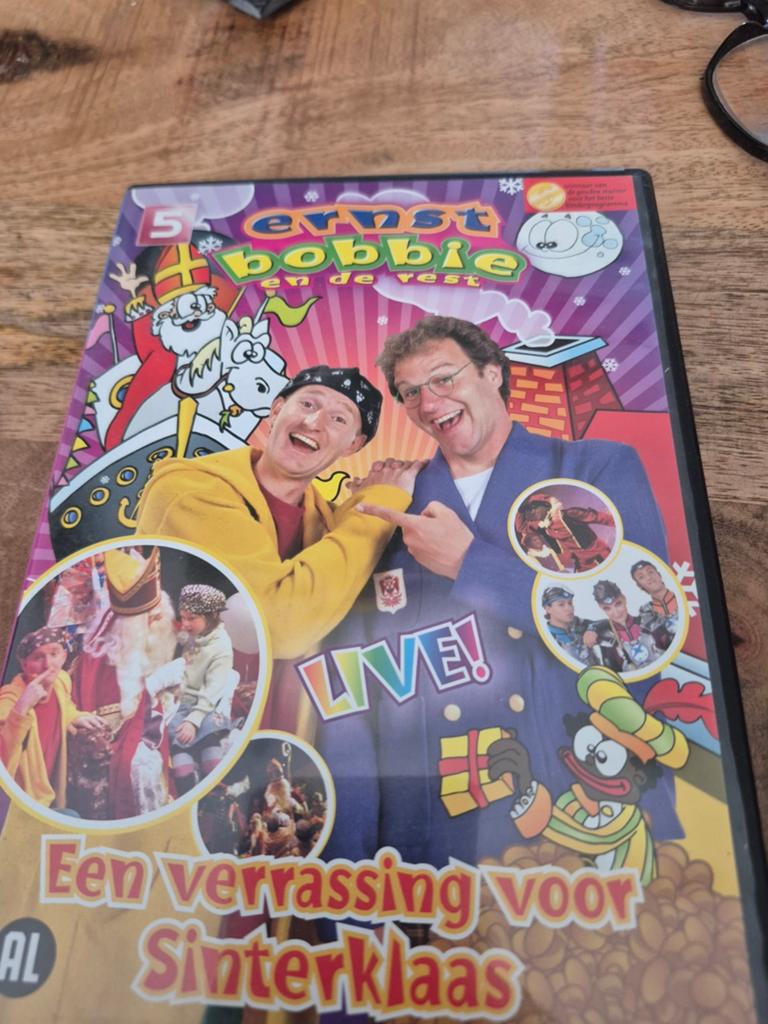 Ernst, Bobbie en de rest - Een verrassing voor Sinterklaas, Gebruikt, Alle leeftijden, Ophalen of Verzenden, Komedie