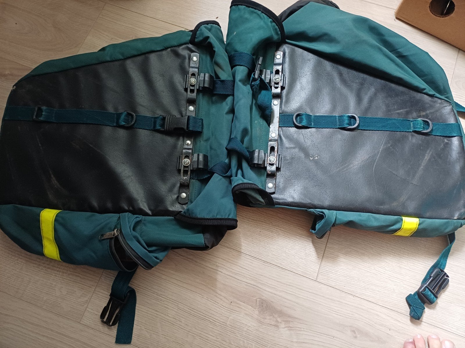 Karrimor Retro Fietstassen Groen-Blauw met Gele Strepen, Ophalen, Gebruikt, Karrimor