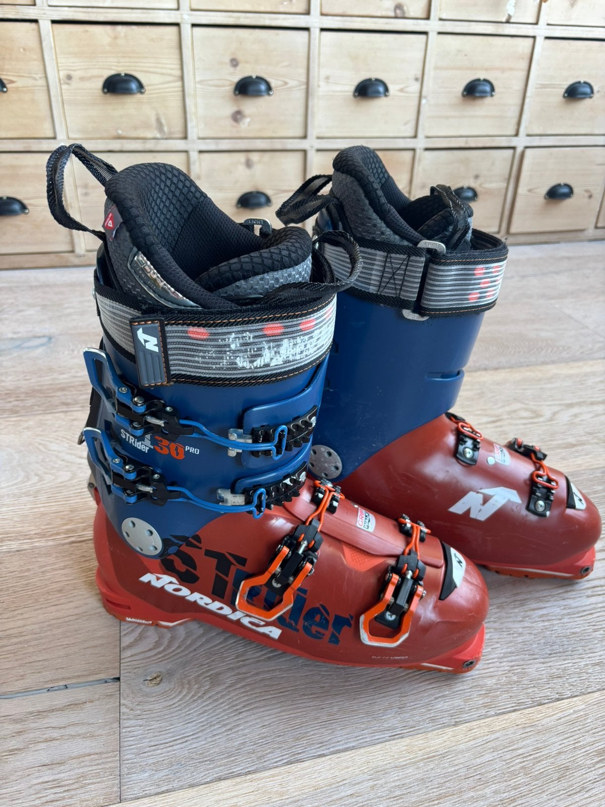 Nordica Strider 130 skischoen 29,5mp (44/45) toerski tourski, Ophalen, 160 tot 180 cm, Gebruikt, Schoenen