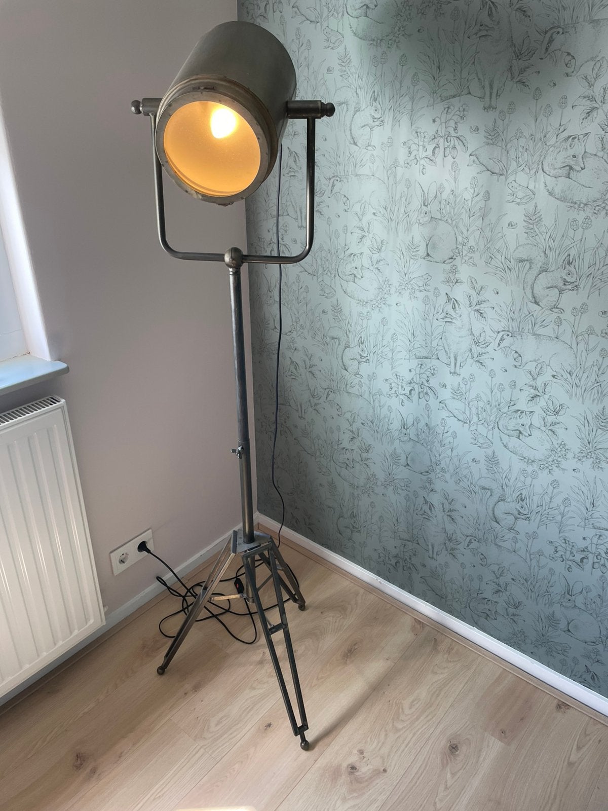Industriële vloerlamp op statief Theaterlamp Goede staat, Ophalen, Zo goed als nieuw, 150 tot 200 cm