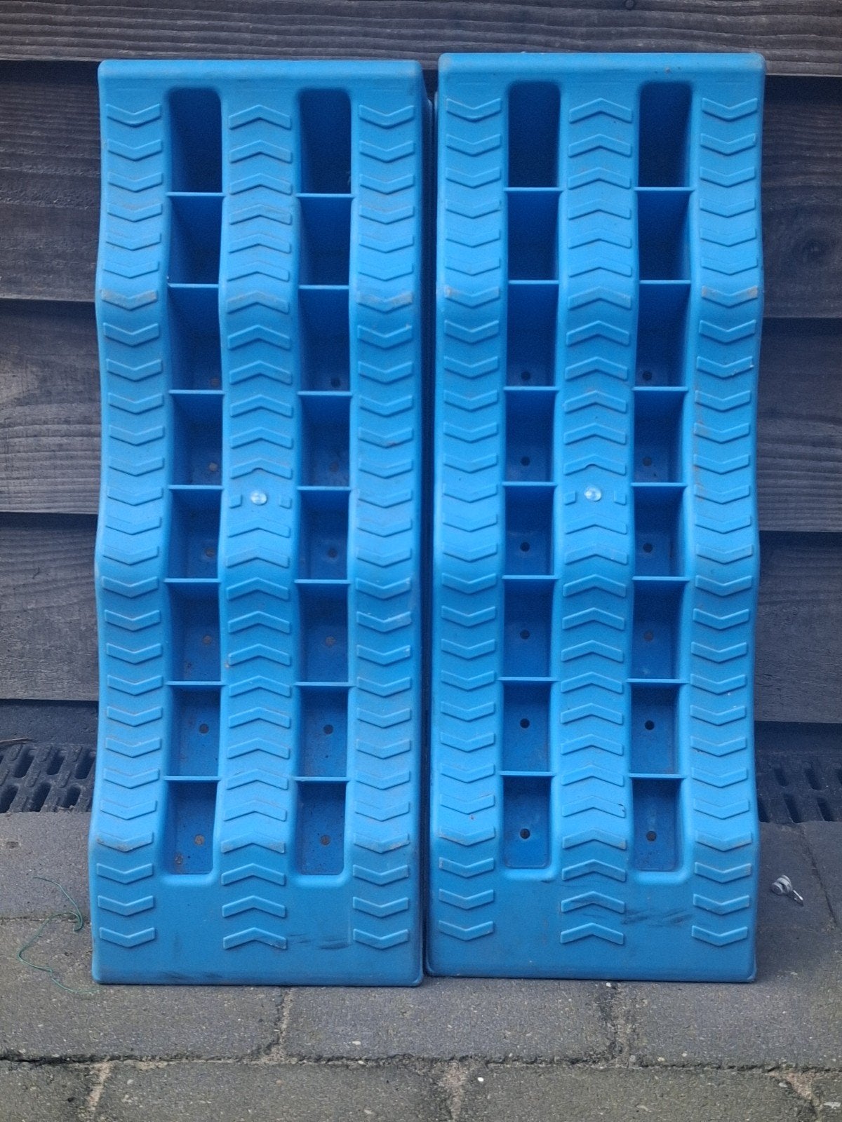 Top💪 Set van 2 blauwe oprijblokken voor caravan/camper, Ophalen of Verzenden, Gebruikt