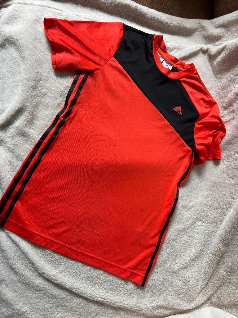 Oranje Adidas shirt, maat 164, Adidas, Ophalen of Verzenden, Zo goed als nieuw, Shirt of Longsleeve