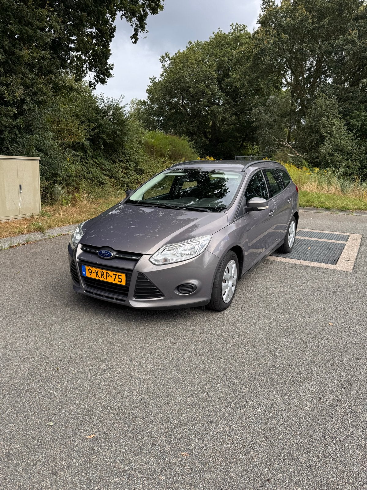 Ford Focus 1.0 Ecoboost 74KW Wagon 2013 Bruin, Bruin, 100 pk, Origineel Nederlands, Handgeschakeld