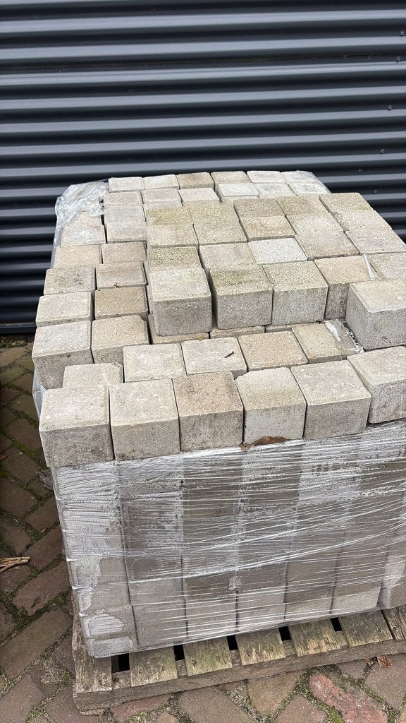 restant halve grijze bkk 10,5x10,5x8, Ophalen, Klinkers, Nieuw, 5 tot 10 m²