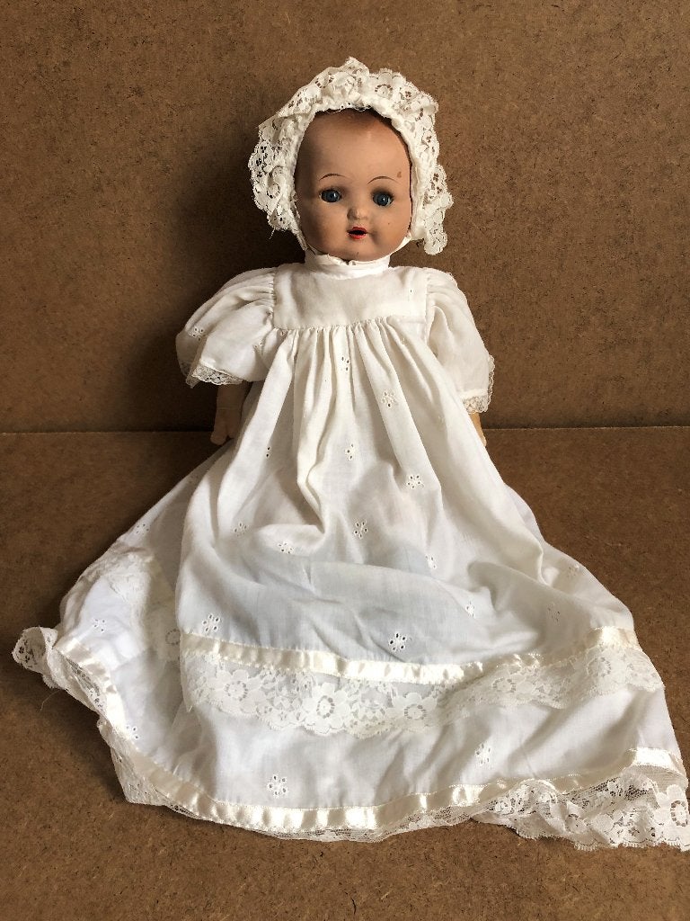 Oude / Antieke Baby Pop Papier Mache 36 cm Doopjurk 1930, Ophalen of Verzenden, Gebruikt, Pop