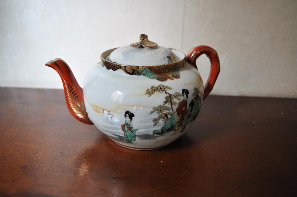 Oude Japanse Kutani Theepot Geisha 19 cm, Ophalen