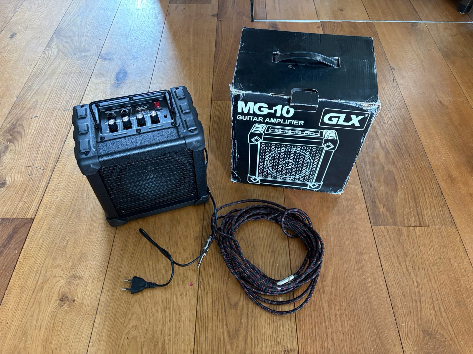 MG-10 GLX Guitar amplifier, gitaar versterker, Ophalen of Verzenden, Zo goed als nieuw