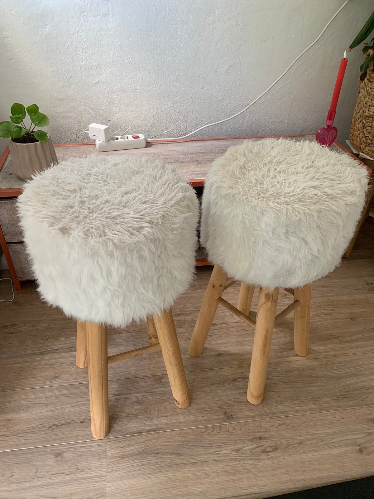 Prachtige witte met hout hoge krukken, Ophalen, Gebruikt, Hout