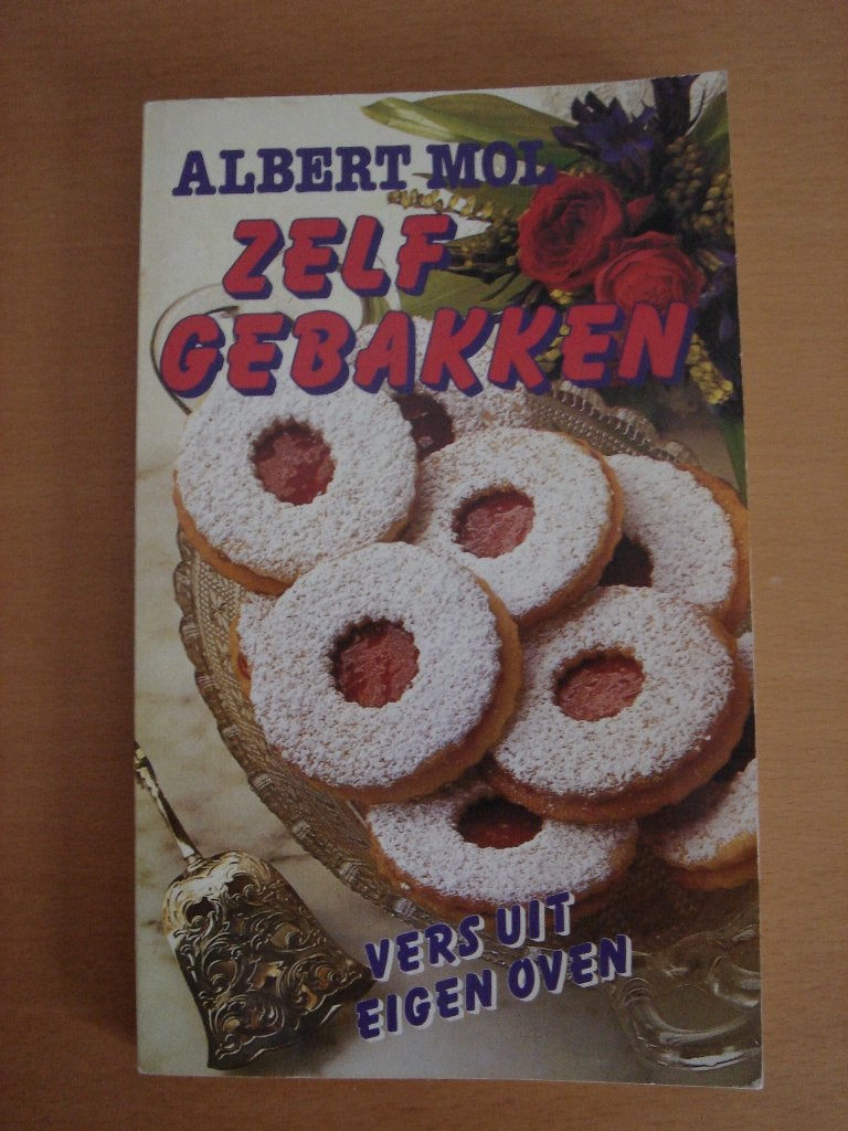 Zelf gebakken - Albert Mol, Ophalen of Verzenden, Gelezen, Albert Mol