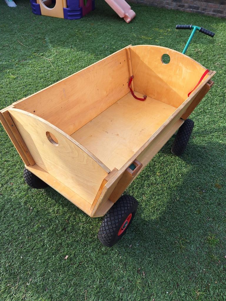 Houten bolderkar met luchtbanden, Ophalen, Gebruikt