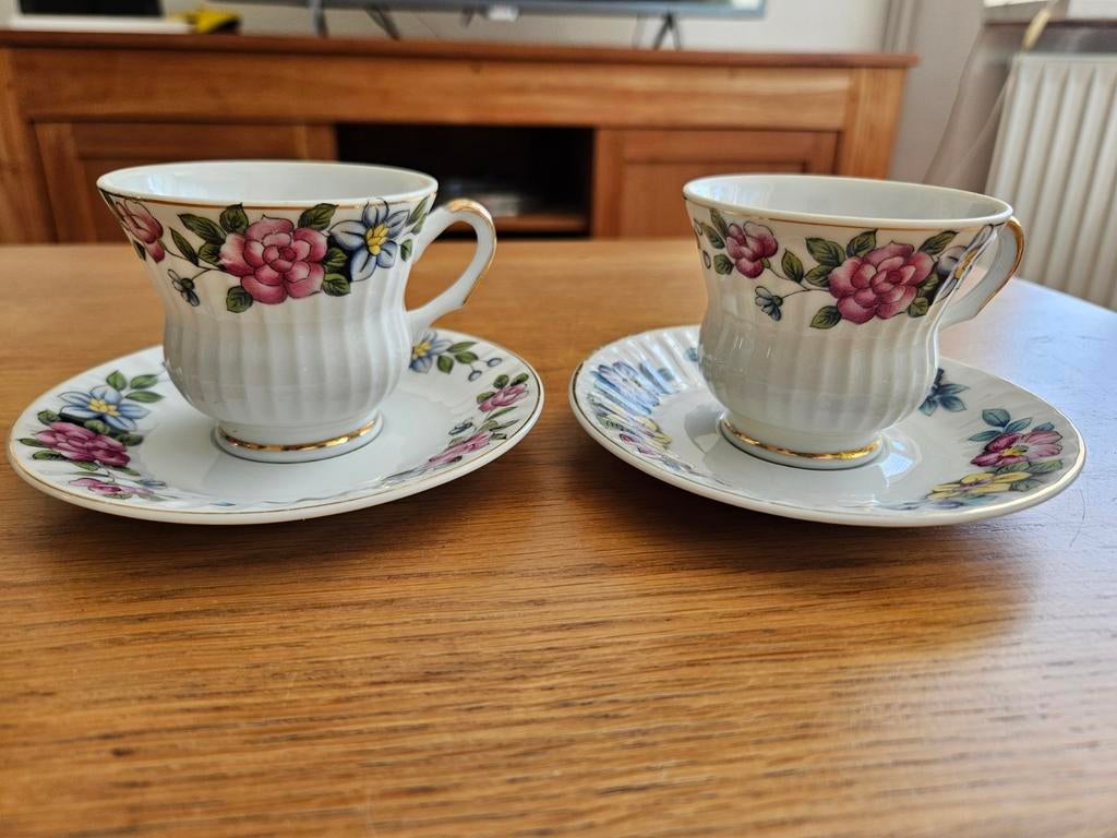 2 vintage Duchess Fine Bone China Kop en Schotels, Ophalen of Verzenden