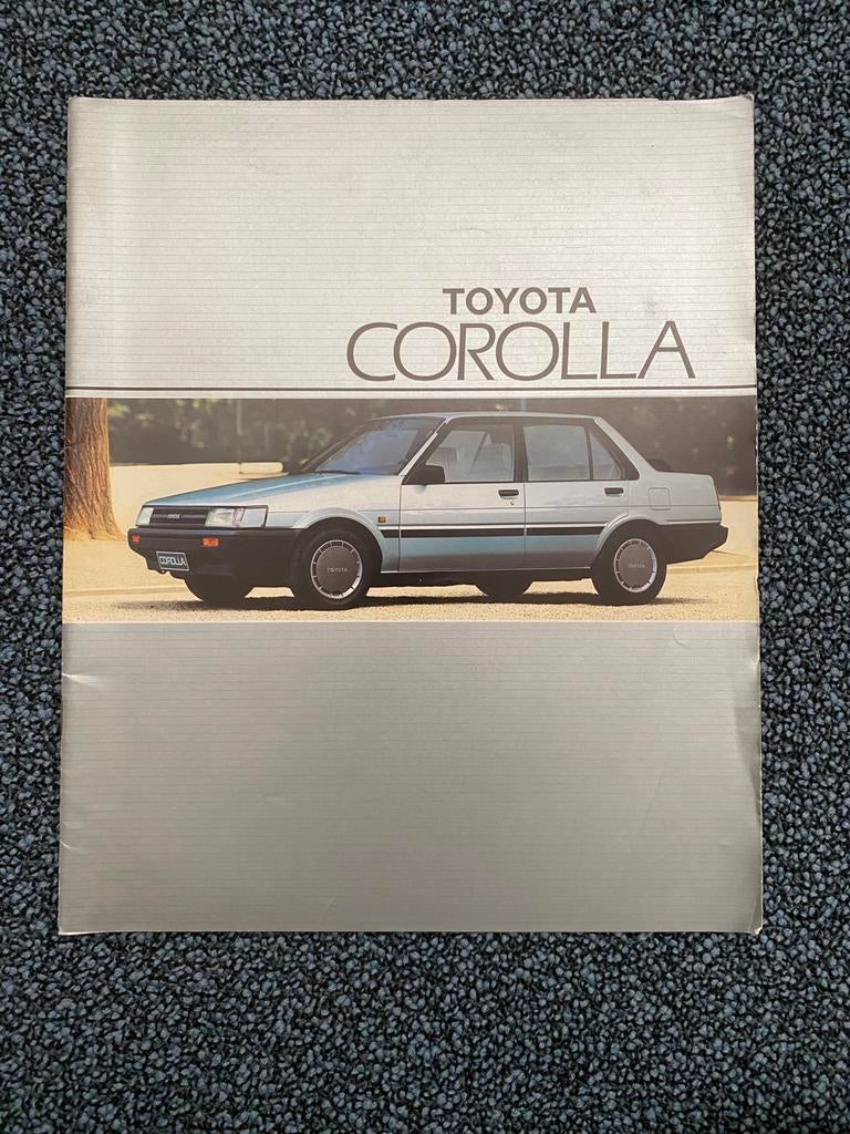 Toyota Corolla autofolder (1985), Ophalen of Verzenden, Zo goed als nieuw, Toyota