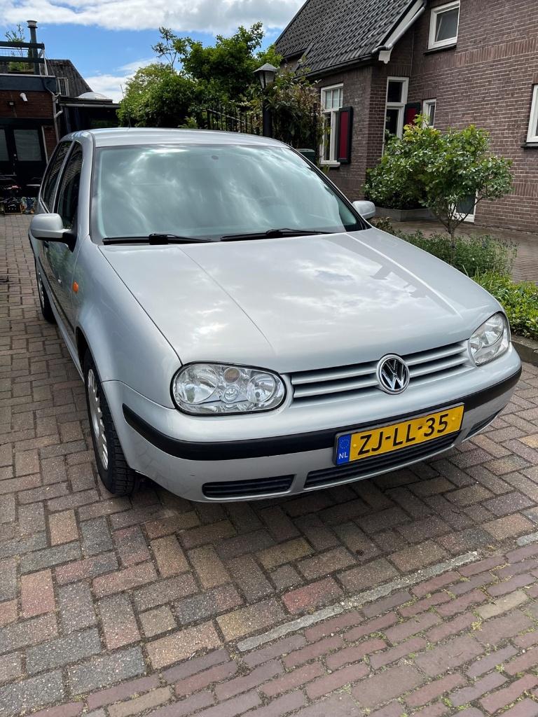 Loop of sloop Volkswagen Golf 2.0 85KW 1999 Grijs, 4 cilinders, 1984 cc, Origineel Nederlands, Handgeschakeld