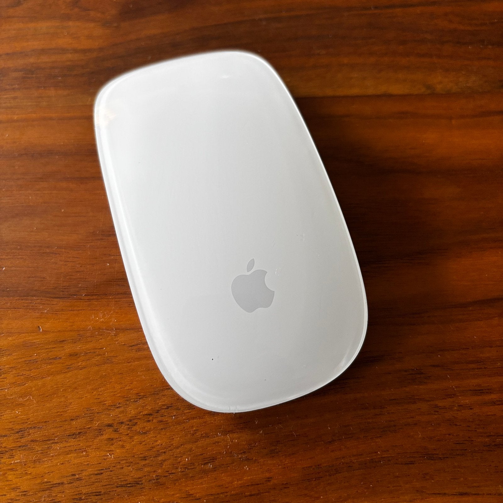 Apple Magic Mouse 2 zilver A1657 – netjes, werkt perfect, Ophalen of Verzenden, Zo goed als nieuw