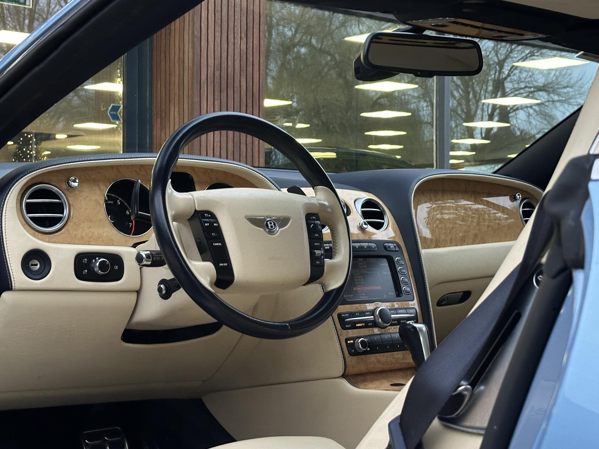 Bentley Continental GTC 6.0 W12 Cabriolet Nederlandse auto,, Auto's, Automaat, Gebruikt, Bedrijf, Continental GTC
