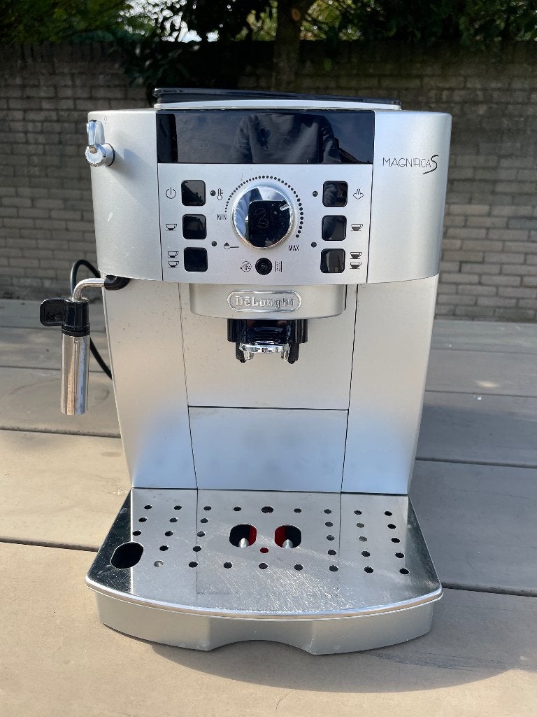 De'Longhi Magnifica S zilver