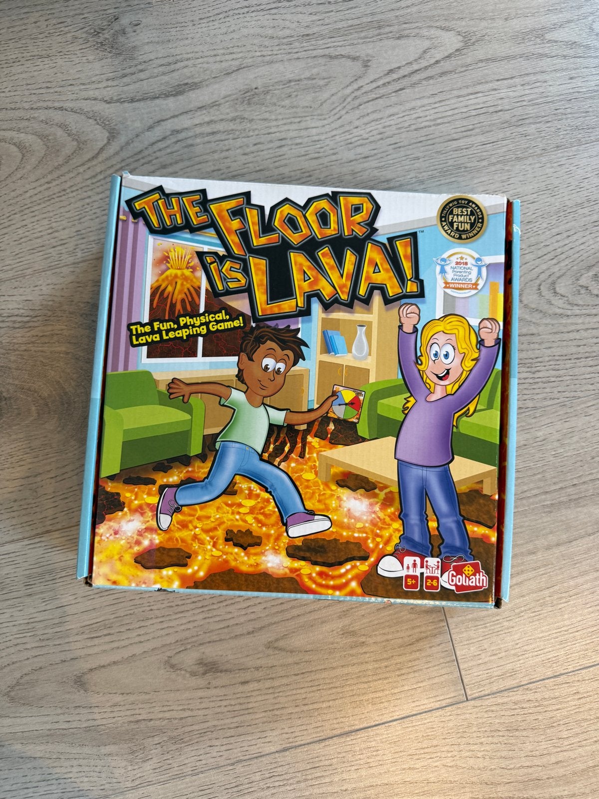 The Floor is Lava! - Spannend familiespel van Goliath, Drie of vier spelers, Ophalen of Verzenden, Zo goed als nieuw