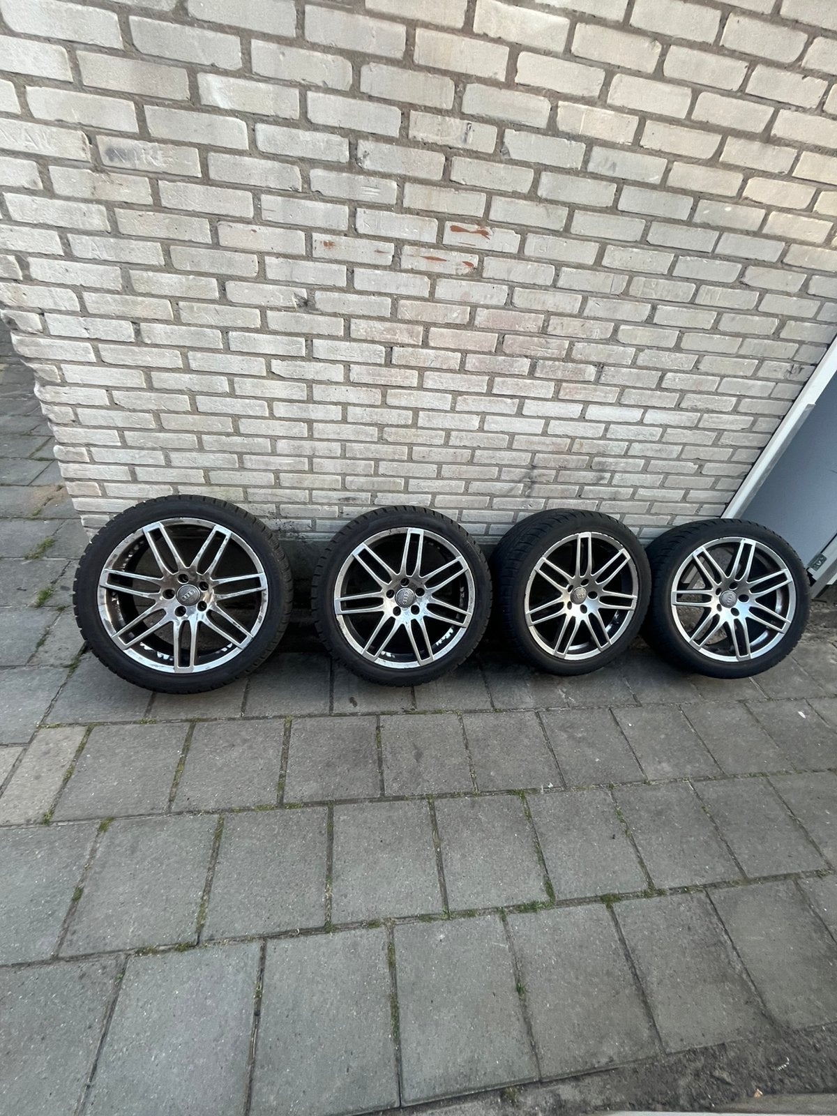 4x Audi A4 B8 18 inch velgen met banden, Ophalen of Verzenden, Gebruikt, Auto