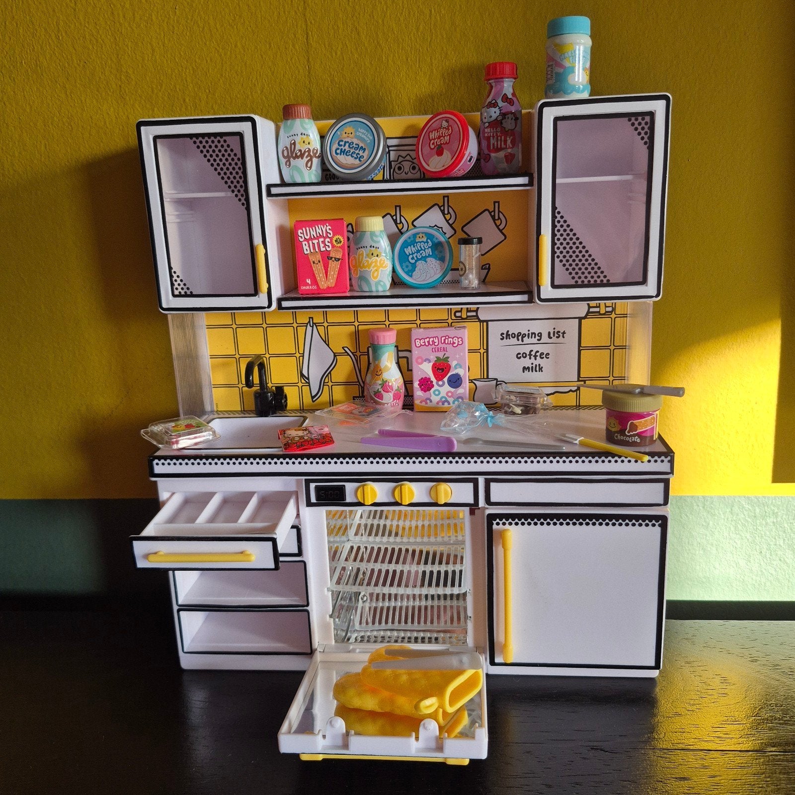 Mini Brands  , MGA ,Speelkeuken met Accessoires, Ophalen of Verzenden, Zo goed als nieuw