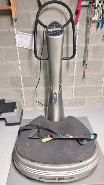 Power Plate Next Generation Trilplaat, Sport en Fitness, Fitnessapparatuur, Ophalen, Benen, Gebruikt, Trilplaat