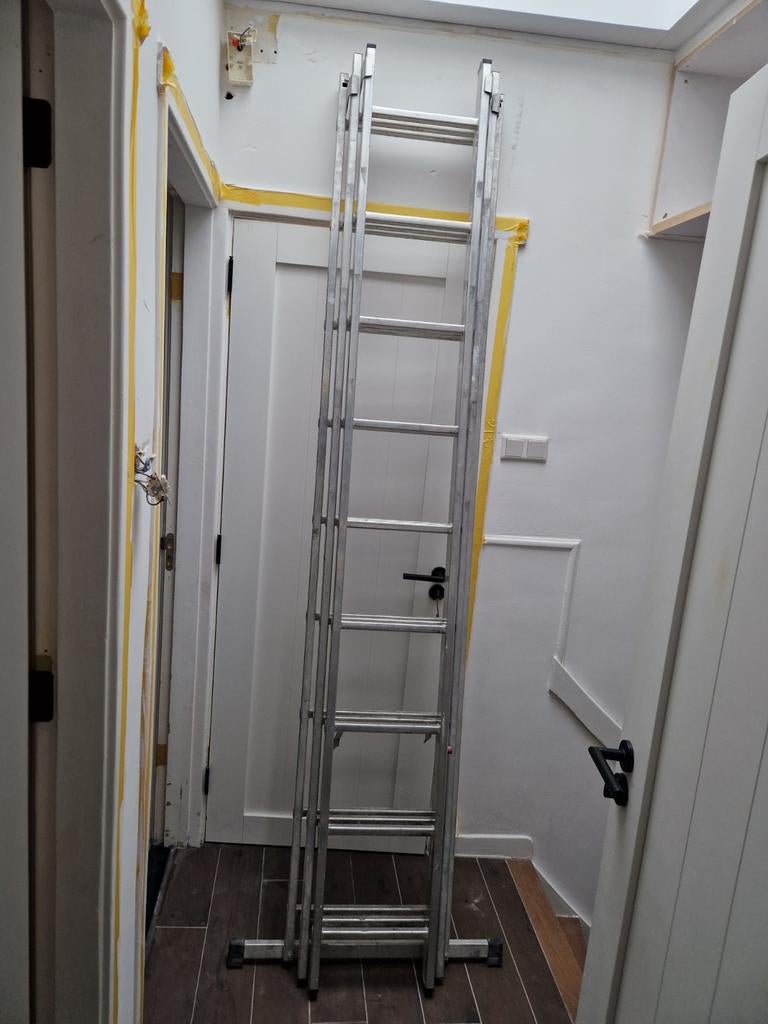 Aluminium ladder - pootje afgebroken, Doe-het-zelf en Verbouw, Ladders en Trappen, Ophalen, Gebruikt, Ladder, Opvouwbaar of Inschuifbaar