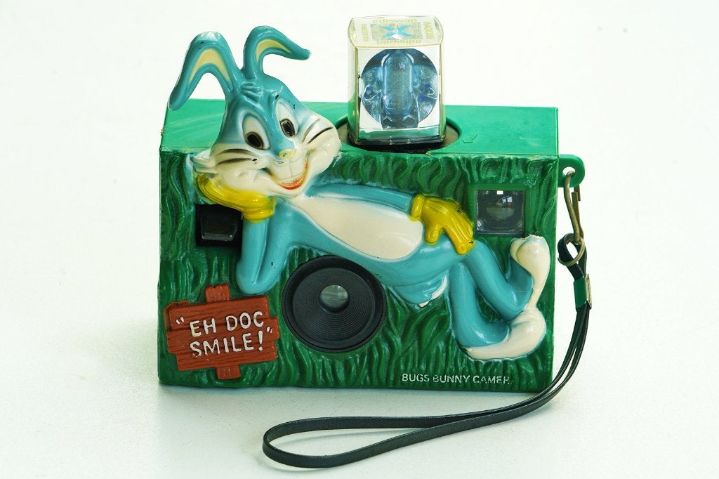 Helm Toys Bugs camera – Nostalgic 1970s toy camera, Ophalen of Verzenden, Compact, Overige Merken