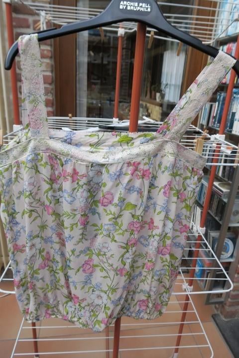 Topje Twinset nieuw print bloemen mt 42, Twinset, Overige kleuren, Maat 42/44 (L), Nieuw