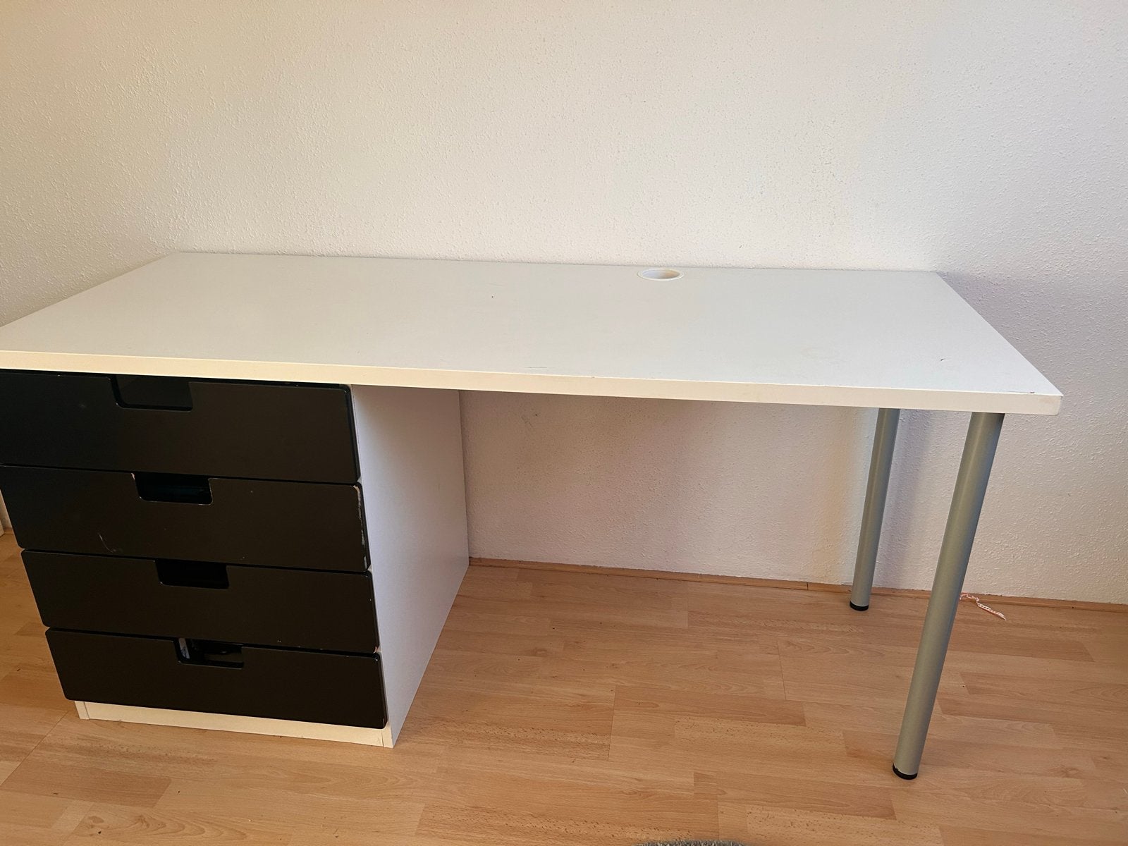 IKEA stuva Bureau met ladeblok - Wit/Zwart, Huis en Inrichting, Ophalen, Gebruikt, Met lades, Spaanplaat of MDF