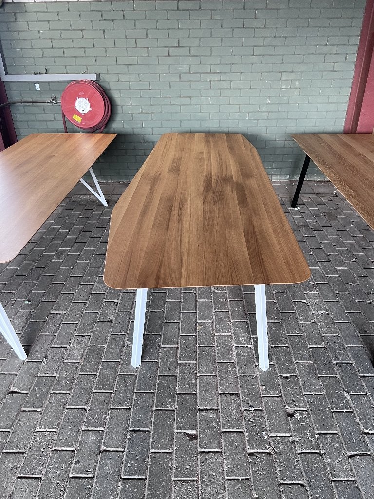 Studio Henk Paper Eettafel 280 x 100 Eiken | Van €3299, nu, Studio Henk, Studio Henk, Studio Henk, Rechthoekig