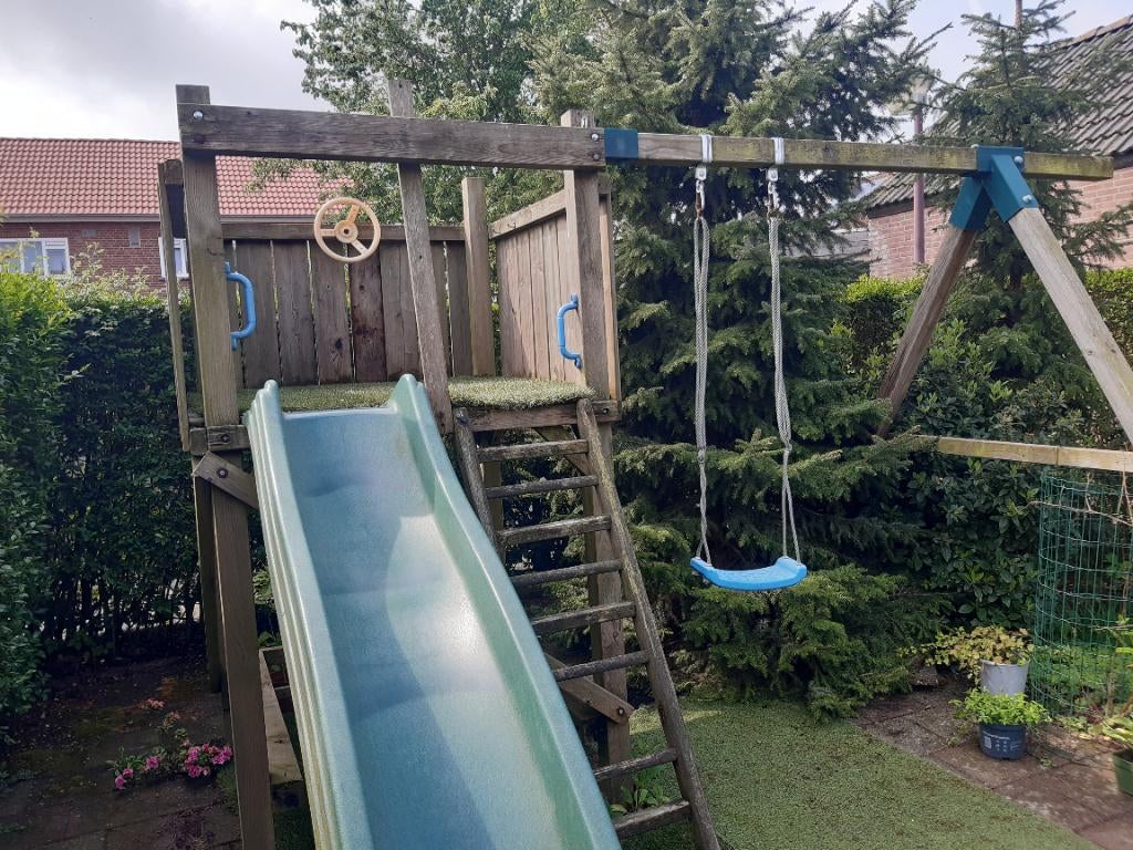 Houten speeltoestel, klimtoren met schommel en glijbaan, Ophalen, Gebruikt, Schommel