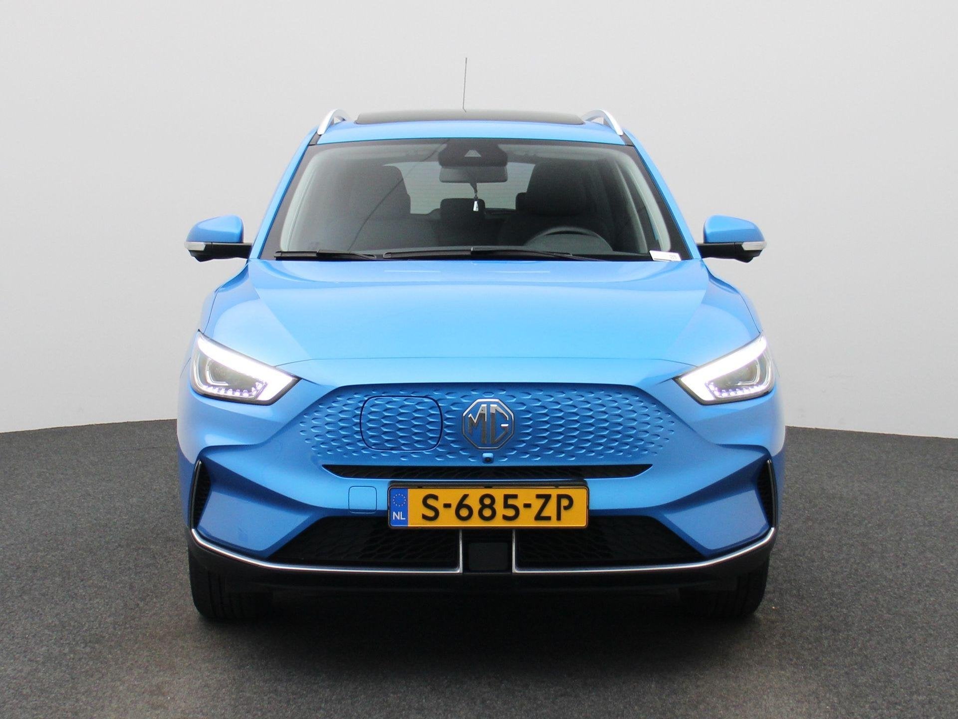 MG ZS EV EV Long Range Luxury 70 kWh | WORDT VERWACHT | PANO, Auto's, MG, 12 maanden, Gebruikt, Origineel Nederlands, SUV of Terreinwagen
